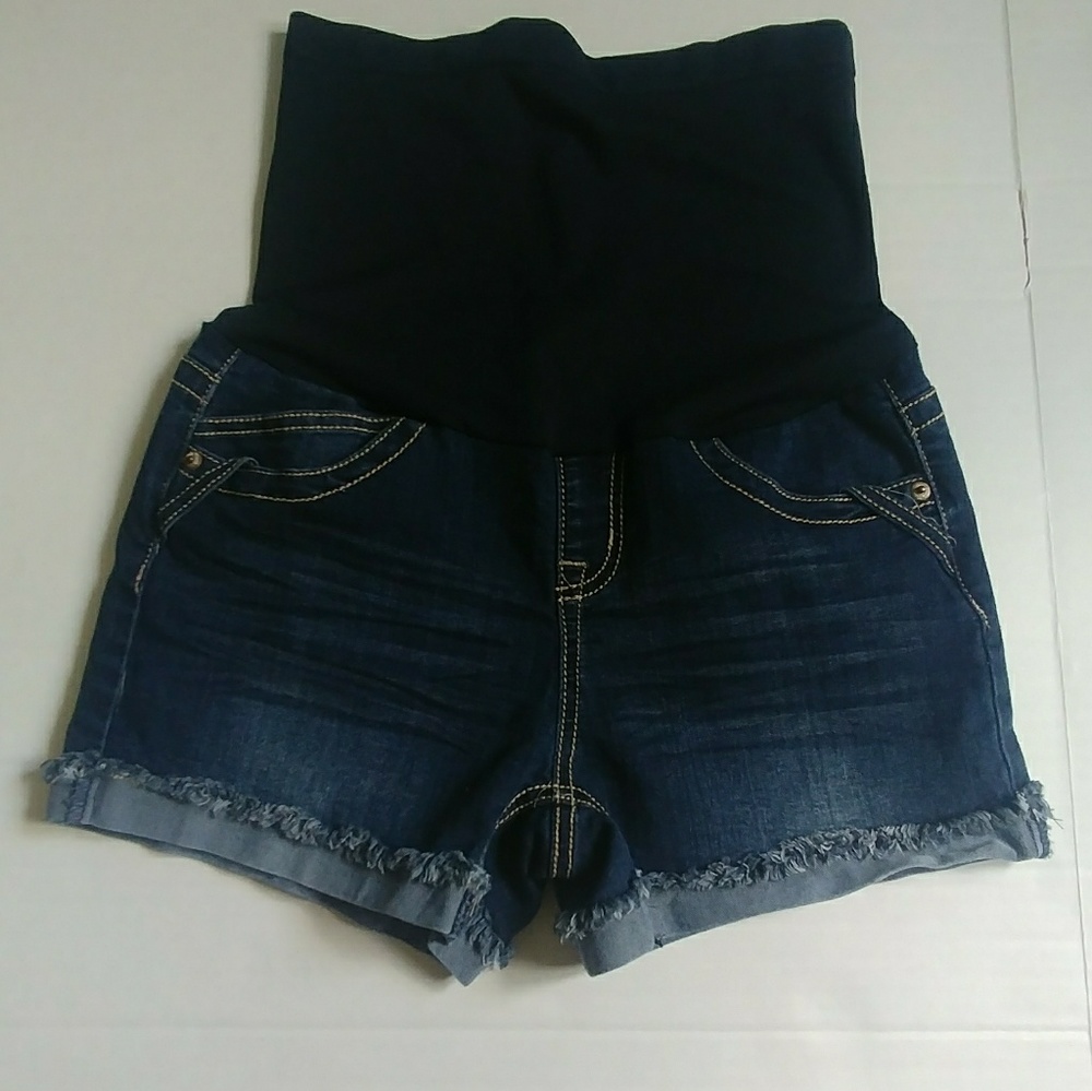 Haute Mama Maternity shorts